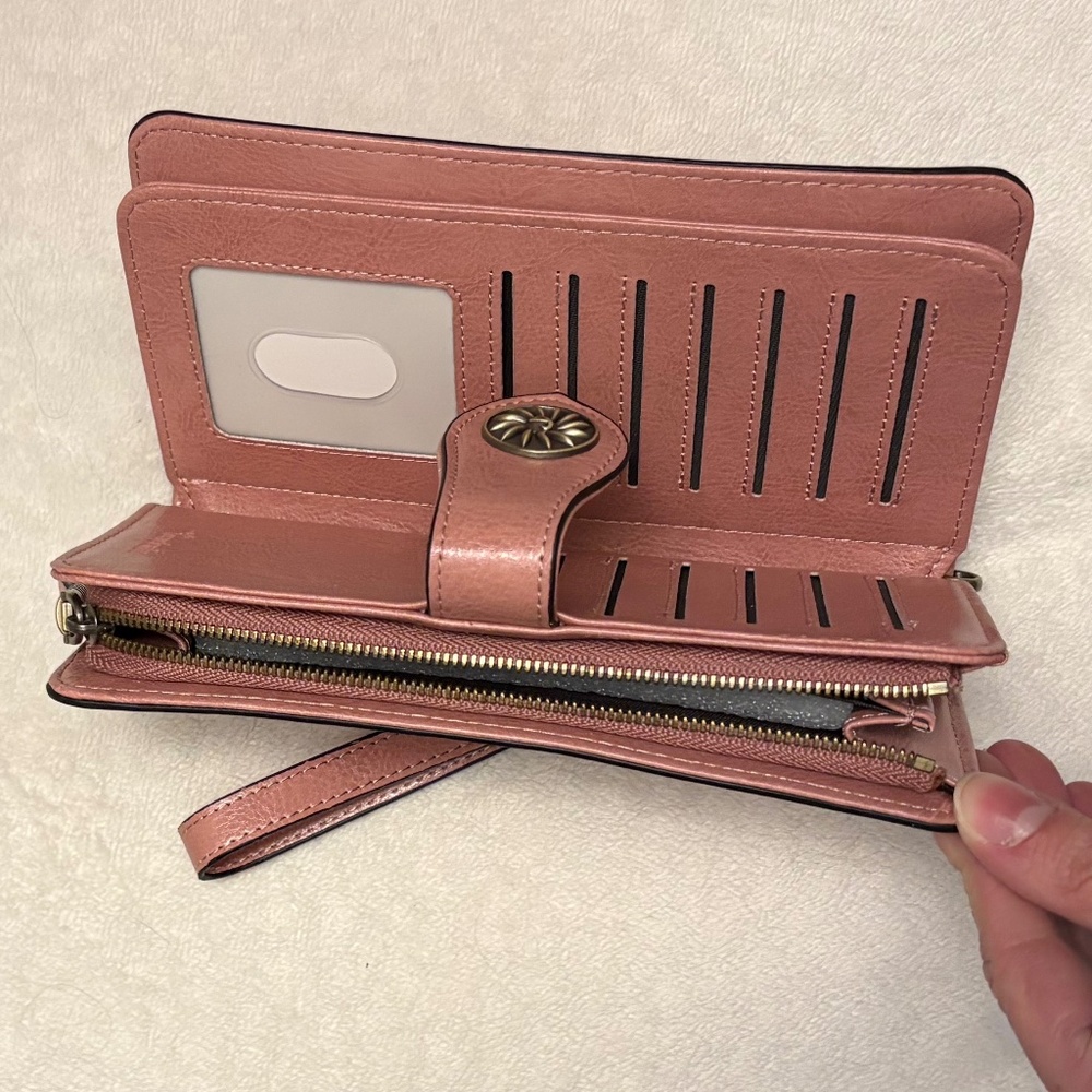 Travelambo Large-Capacity RFID-Blocking Wristlet Wallet - Picture 4 of 5